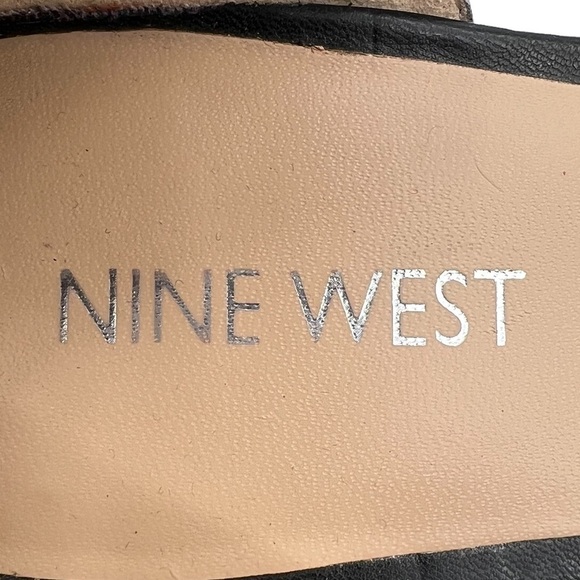 Nine West Women's Black Cream Vivie Leather Peep Toe Wedge Heels Size 7 Women’s - Picture 2 of 9